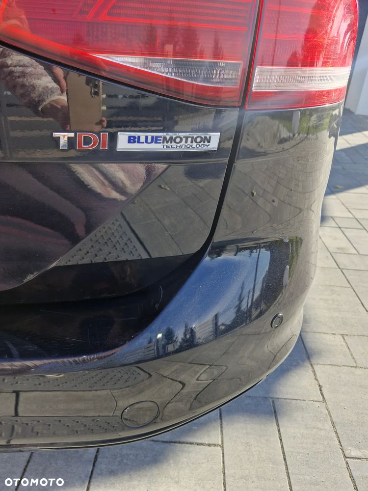 Volkswagen Passat - 9