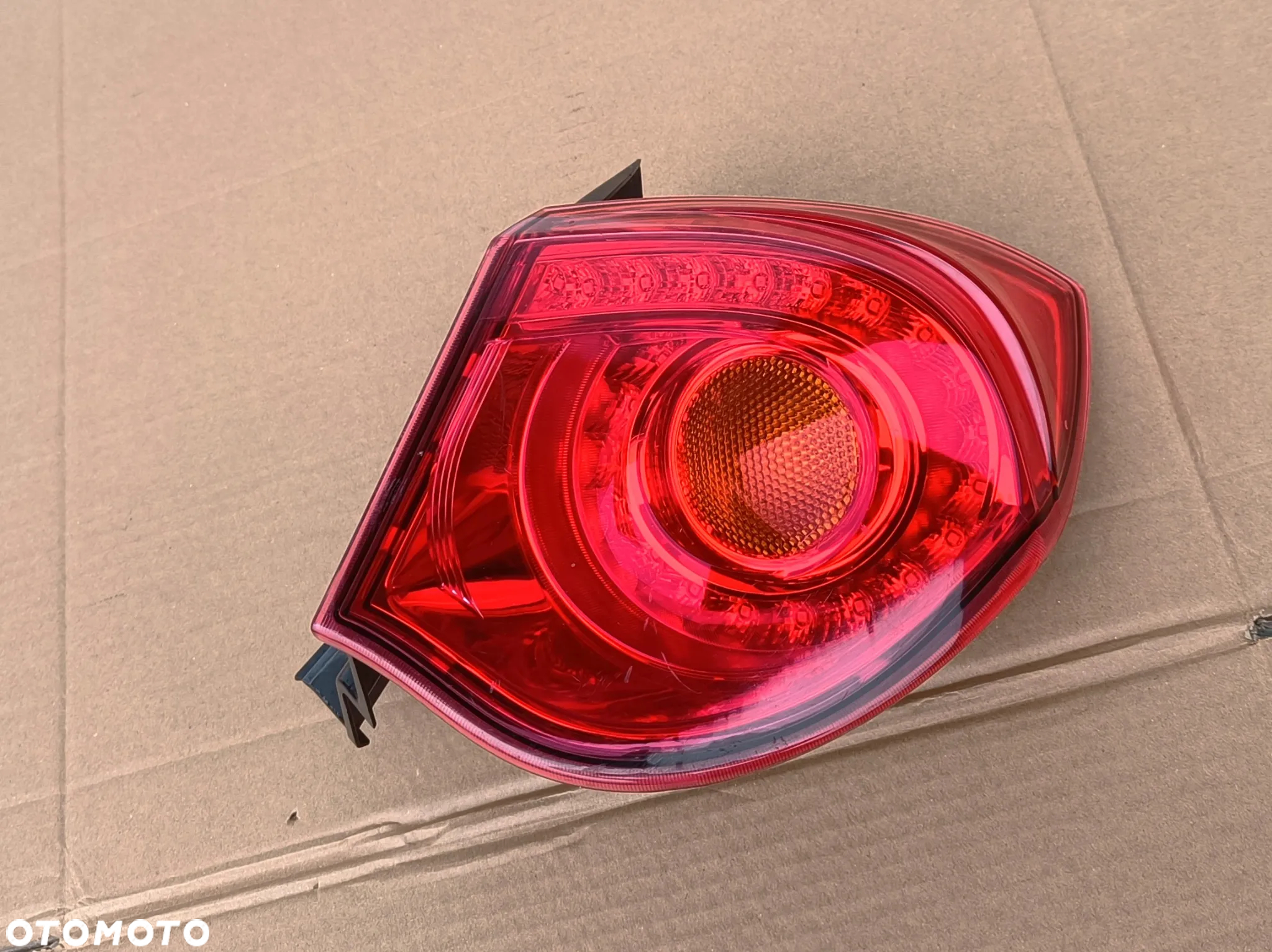 ALFA ROMEO GIULIETTA LED LAMPA PRAWA TYŁ - 3
