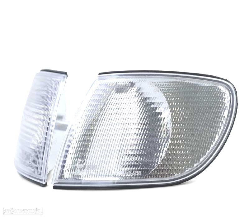 PISCAS FRONTAIS AUDI A6 94-97 - 3