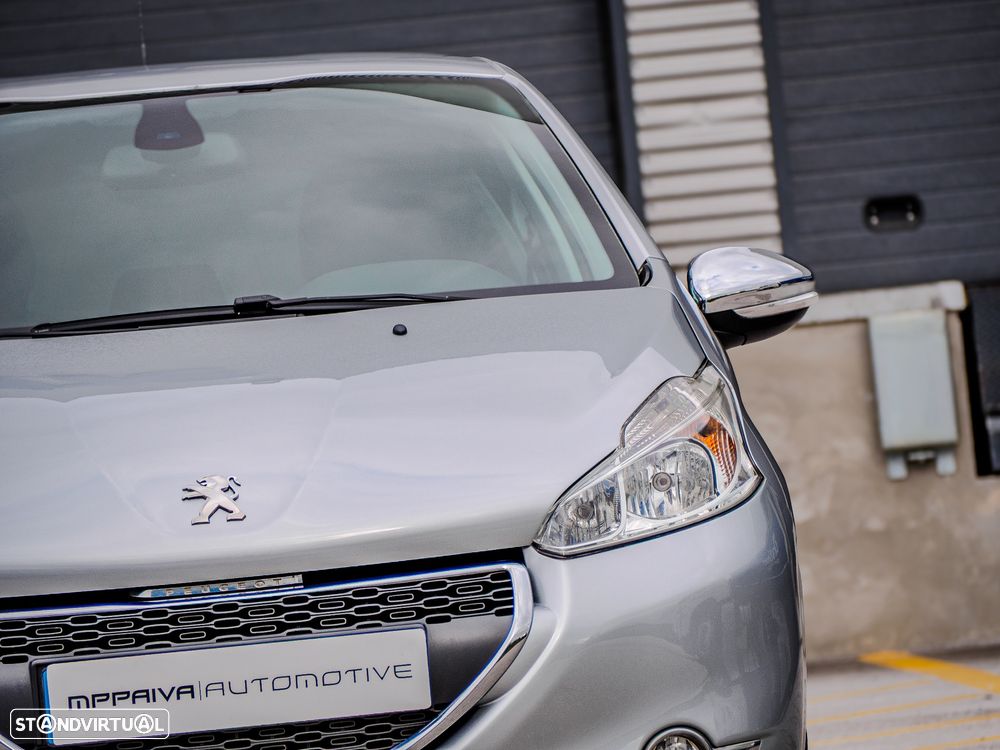 Peugeot 208 1.4 HDi SE Style - 13