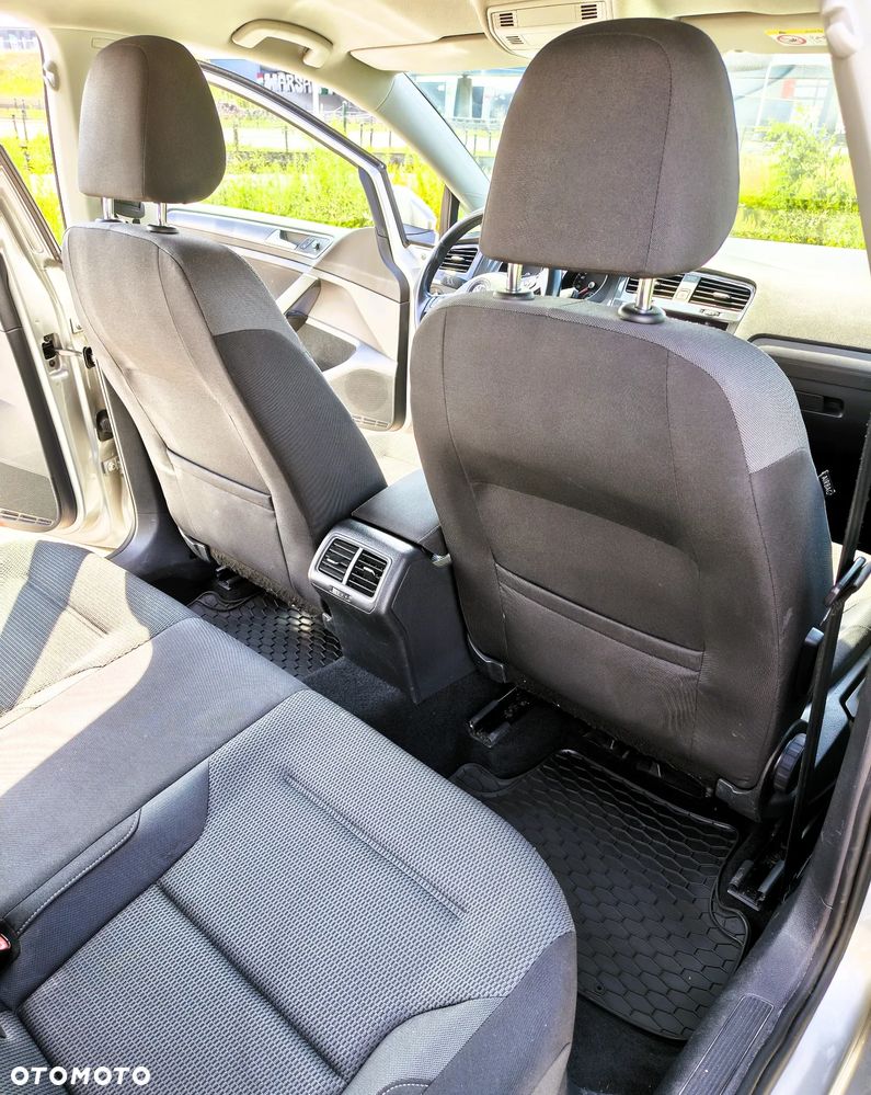 Volkswagen Golf 1.5 TSI BMT Trendline DSG - 17