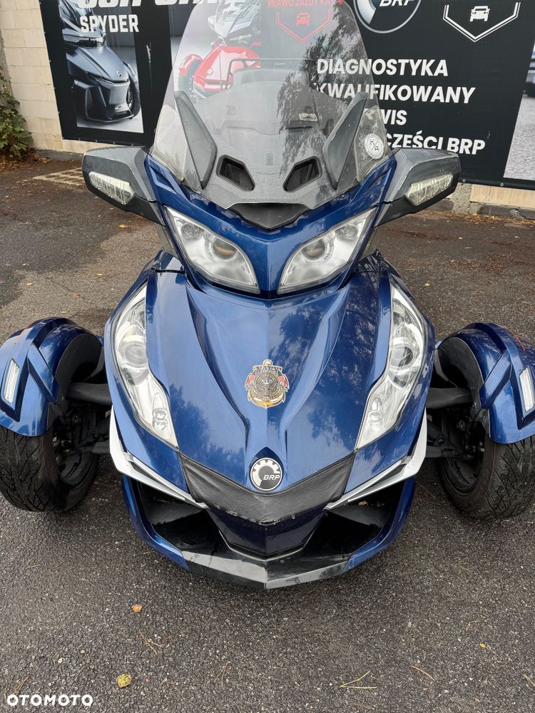 Can-Am Spyder - 18