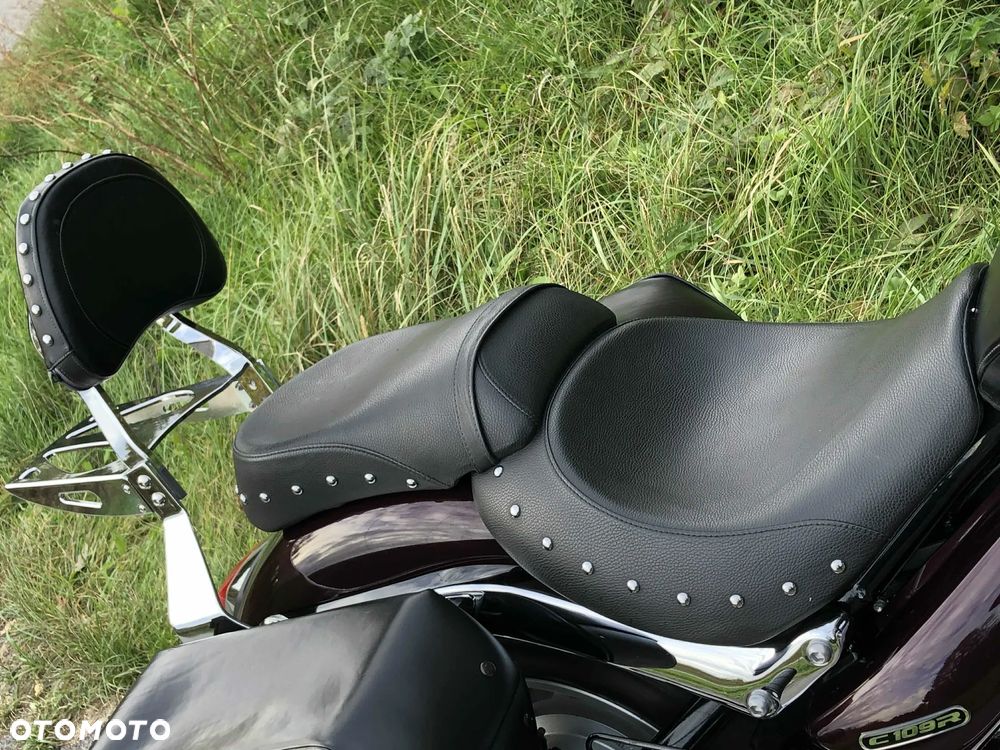 Suzuki Boulevard - 17