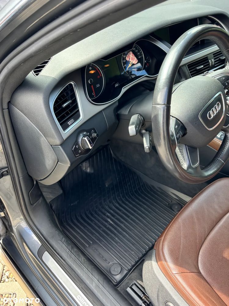 Audi A4 Allroad quattro 2.0 TFSI S tronic - 10