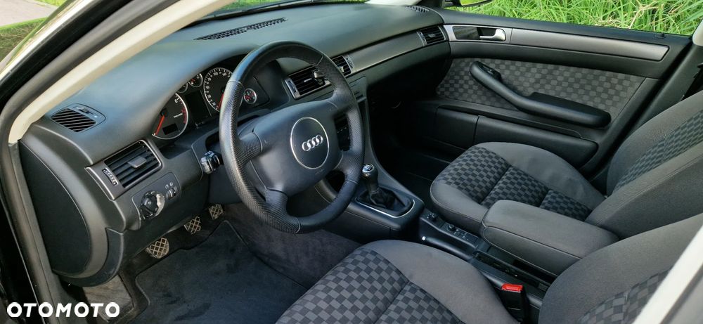 Audi A6 Avant 1.8T - 22