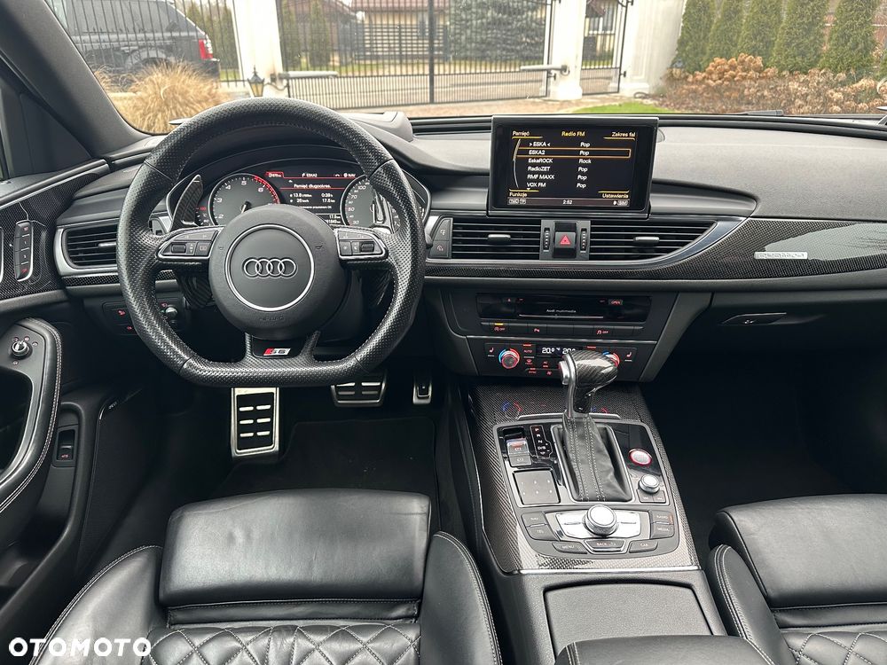 Audi S6 Avant - 13