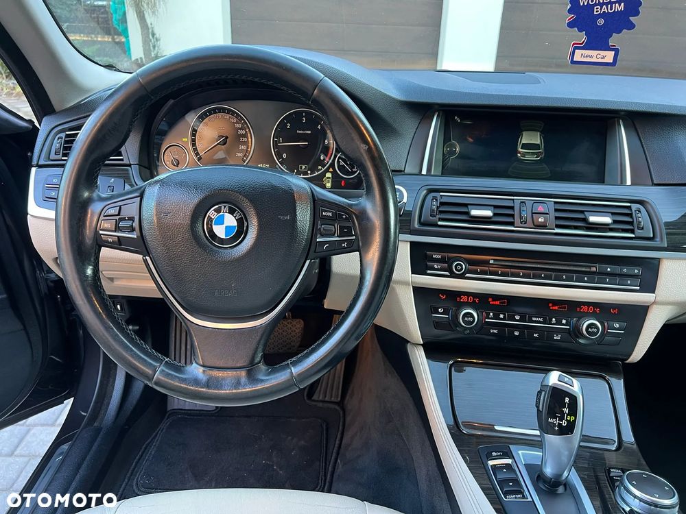 BMW Seria 5 520d xDrive Luxury Line - 20