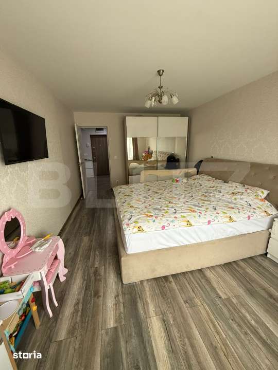 Apartament 3 camere, zona bradet, etaj intermediar — fotografia 3