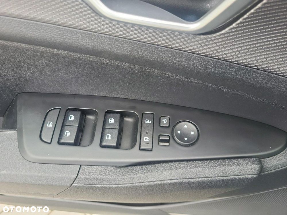 Kia Sportage - 25