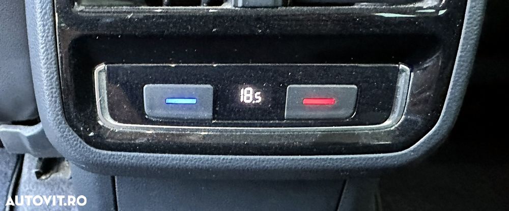 Volkswagen Passat - 25