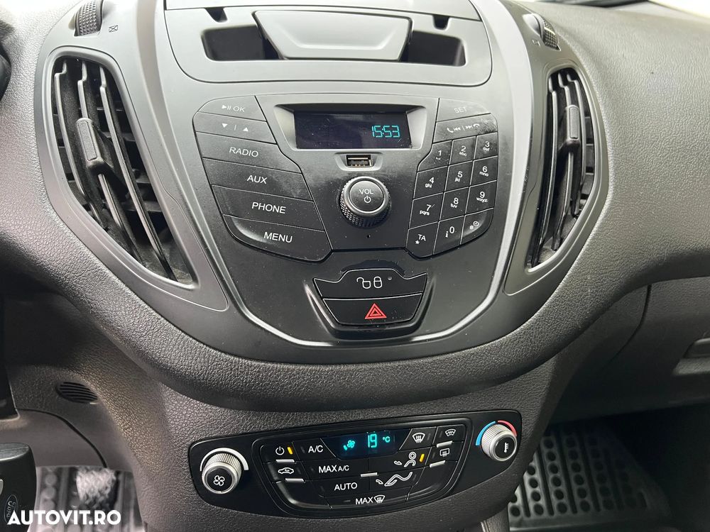 Ford Tourneo Courier 1.0 EcoBoost Trend - 6