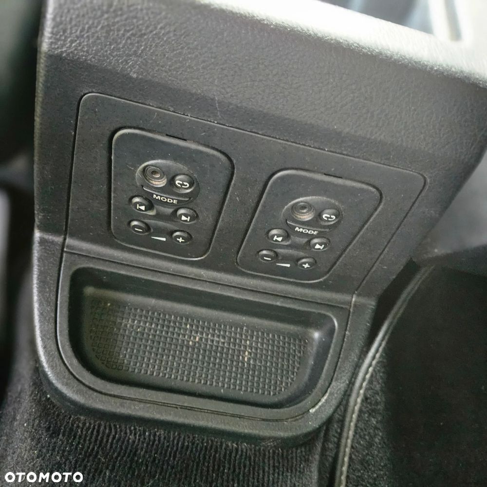 Land Rover Freelander TD4_e HSE - 34