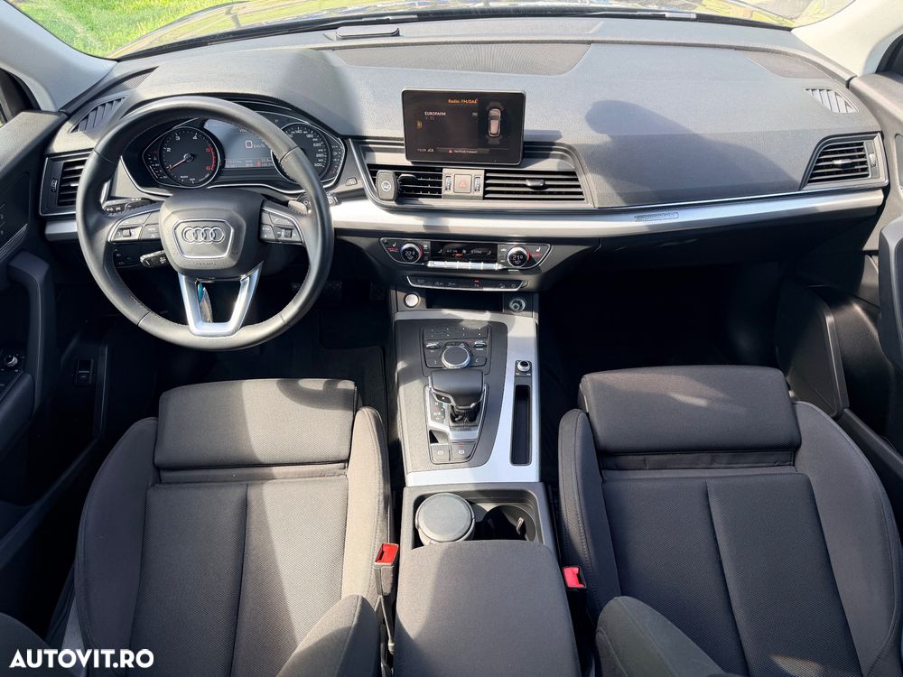 Audi Q5 2.0 40 TDI quattro S tronic Sport - 8