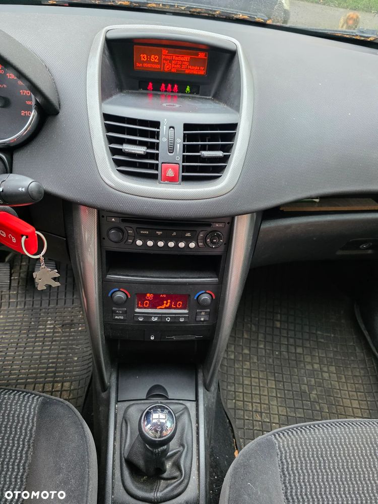 Peugeot 207 - 5