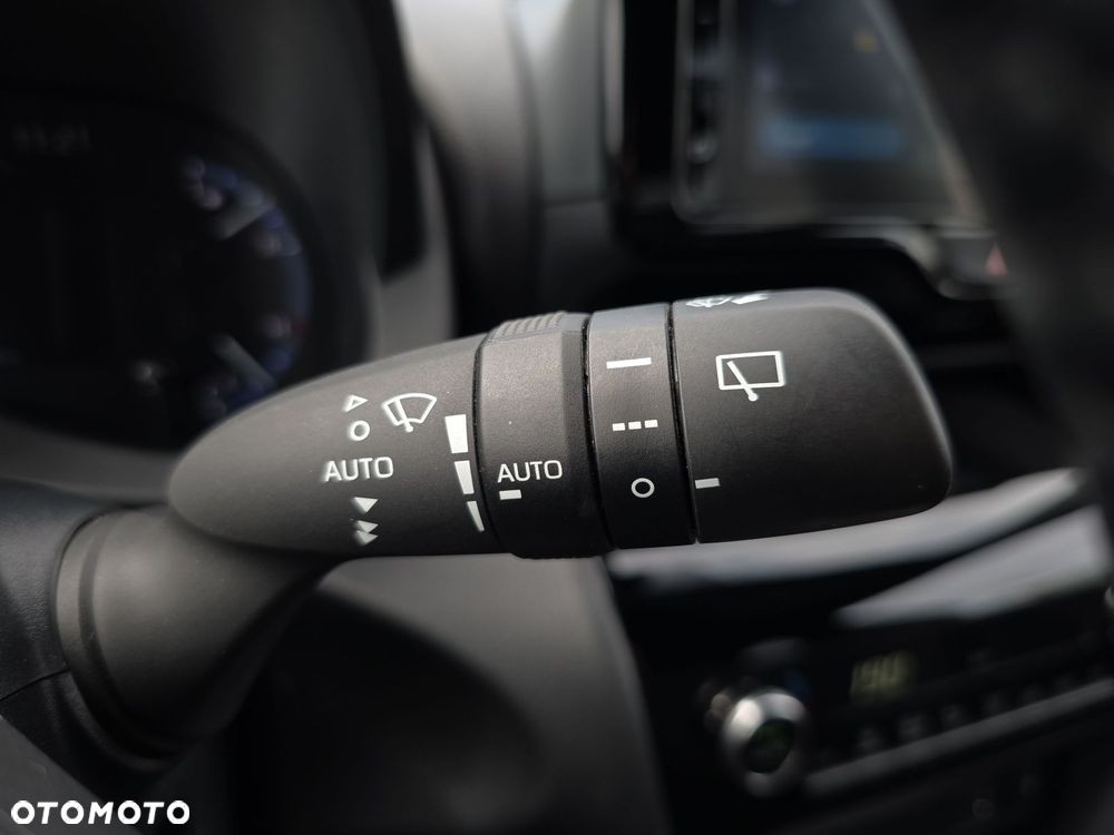 Toyota Yaris Cross Hybrid 1.5 Comfort - 27