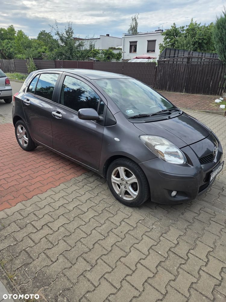 Toyota Yaris 1.0 Luna - 1