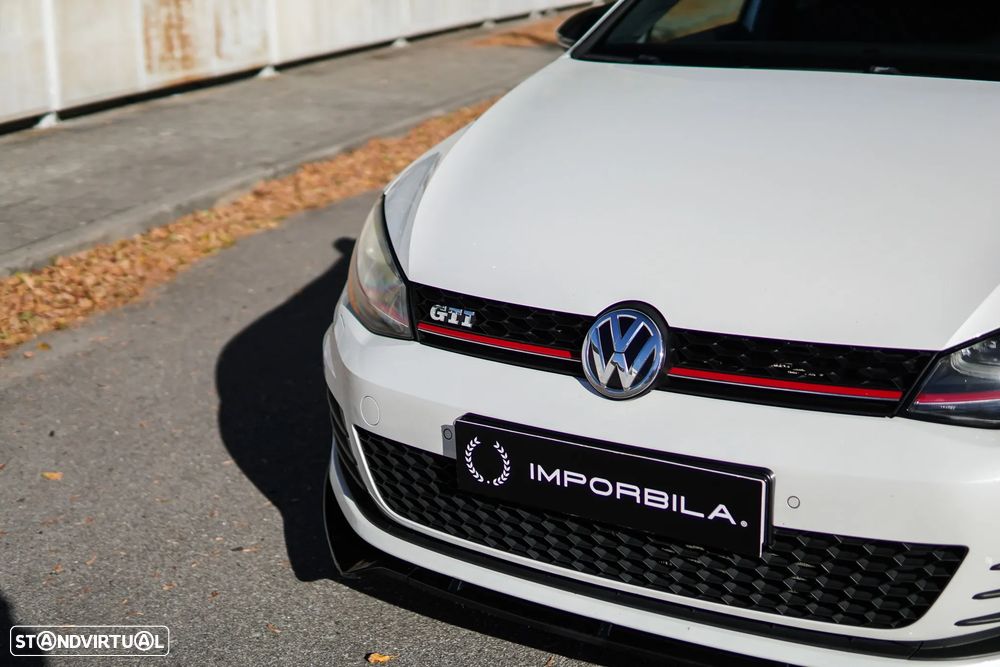 VW Golf GTI Performance BlueMotion - 10