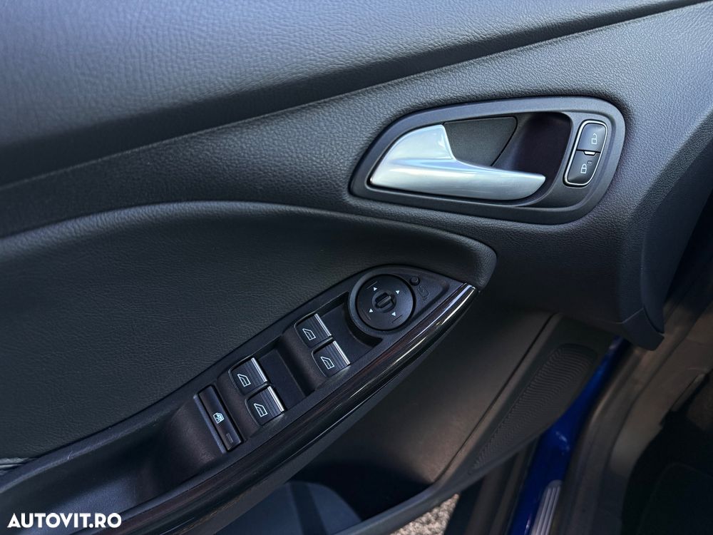 Ford Focus 1.0 EcoBoost Start-Stopp-System TITANIUM - 14