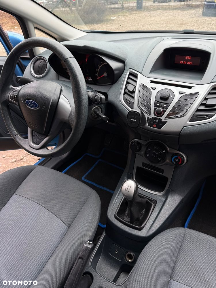 Ford Fiesta 1.25 Ambiente - 9