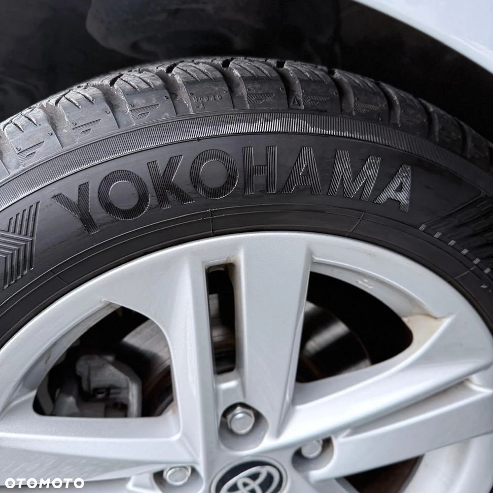 Toyota Corolla 1.8 Hybrid Comfort - 23