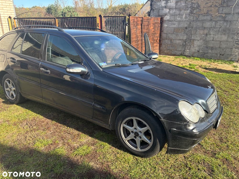 Mercedes-Benz C180 2002 photo 3