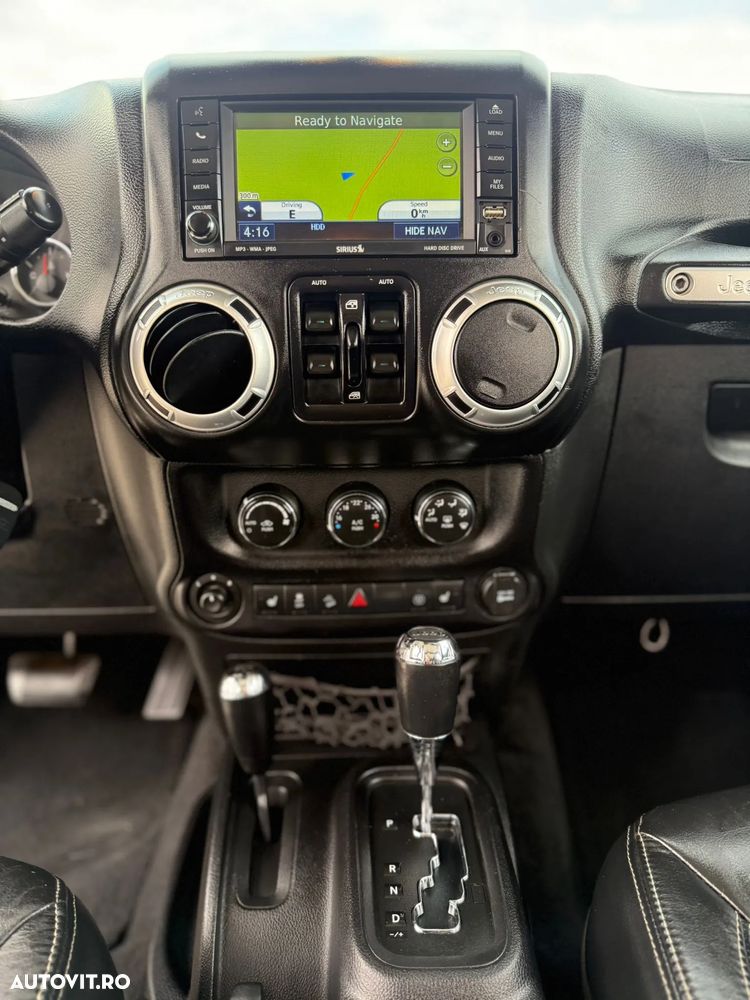 Jeep Wrangler Unlimited 3.6 V6 AT Rubicon - 11