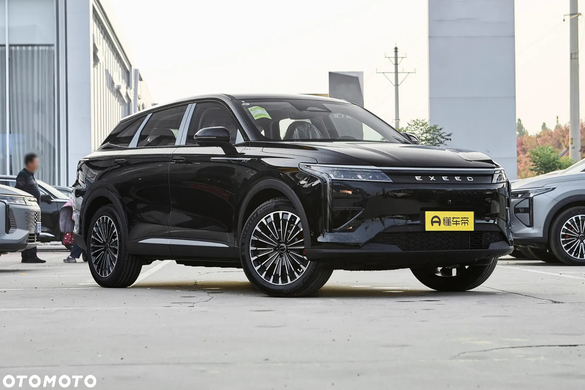 Omoda 9 1.5 Super Hybrid Exclusive AWD - 11