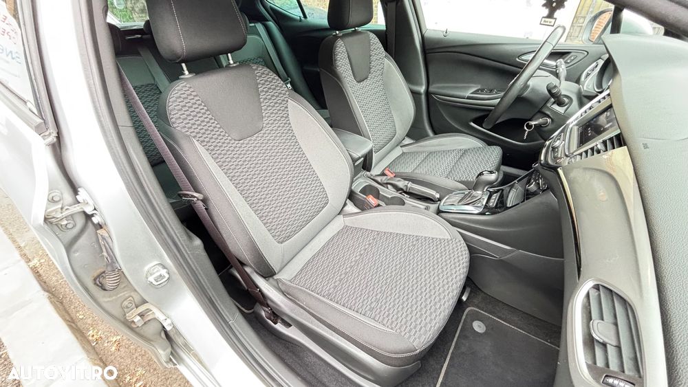 Opel Astra 1.4 Turbo Start/Stop CVT Elegance - 8