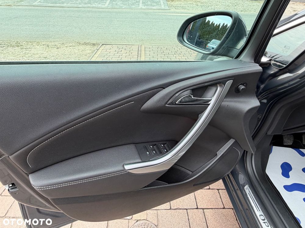 Opel Astra 1.4 Turbo Exklusiv - 27