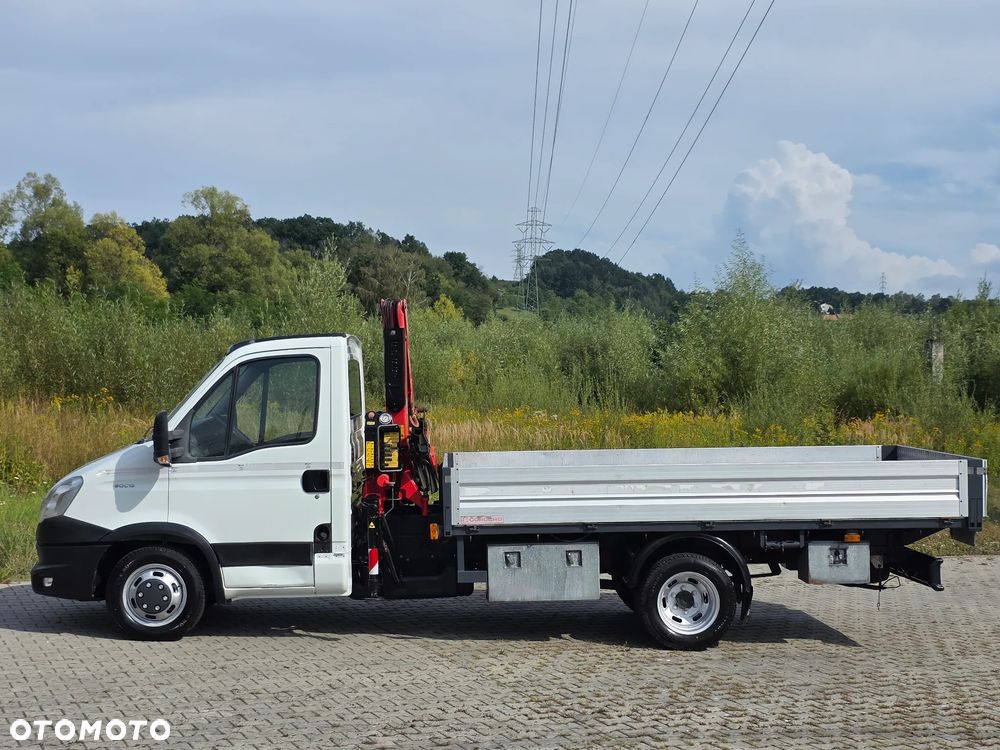 Iveco Daily 35c-15 50c-15 Skrzynia 3.60 M + HDS  1.8 Tony ! Bez Korozji  ! Z Włoch  ! - 9