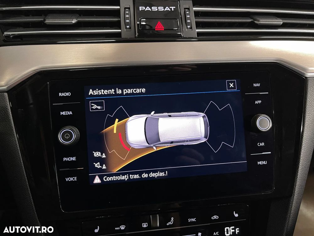 Volkswagen Passat 2.0 TDI DSG Highline - 15