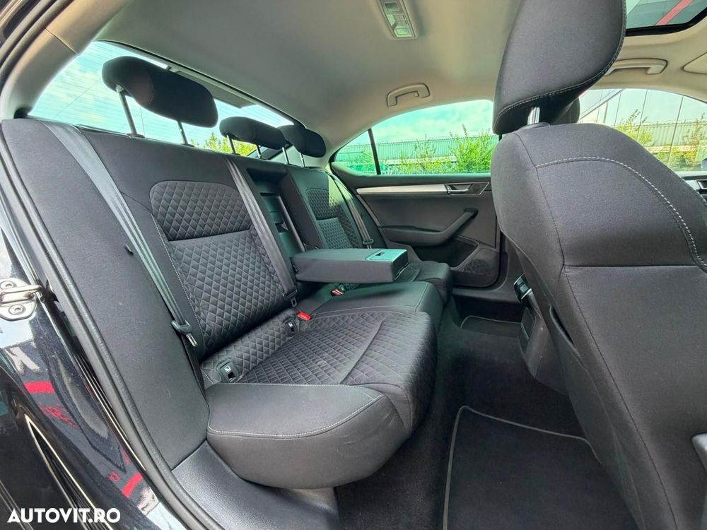 Skoda Superb 2.0 TDI DSG Style - 27