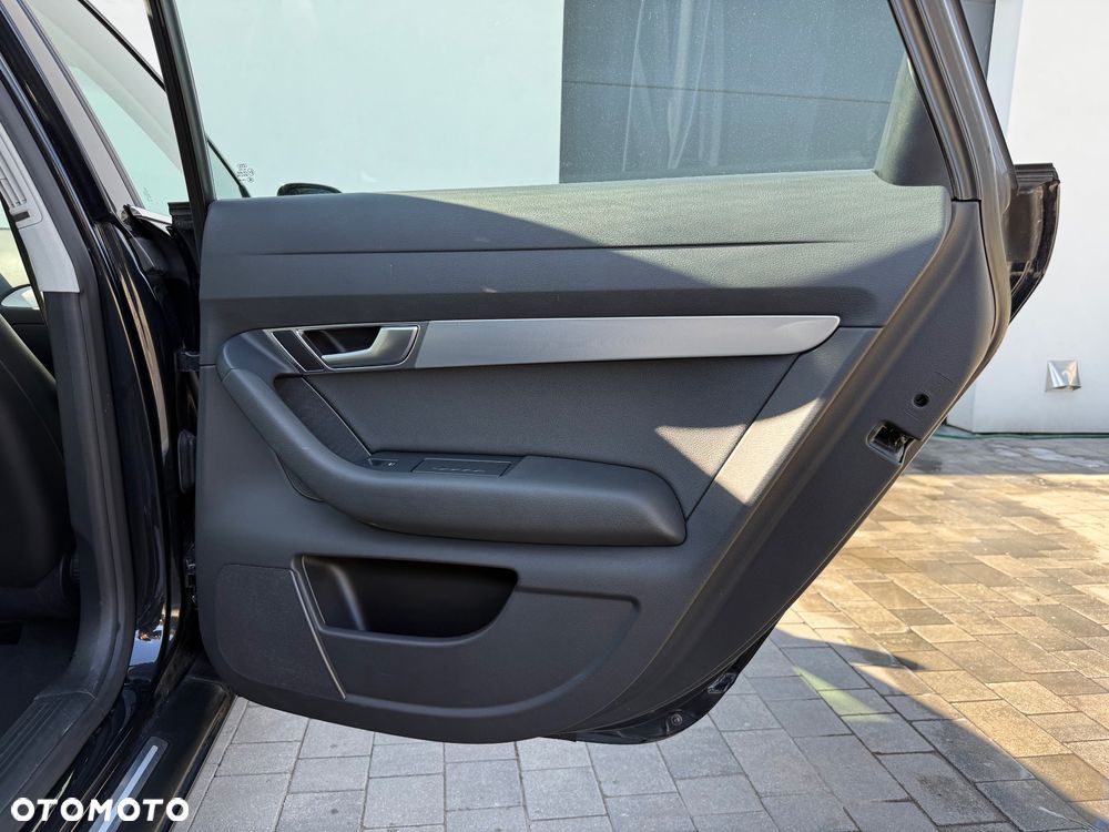 Audi A6 Avant 2.0 TDI DPF multitronic - 34