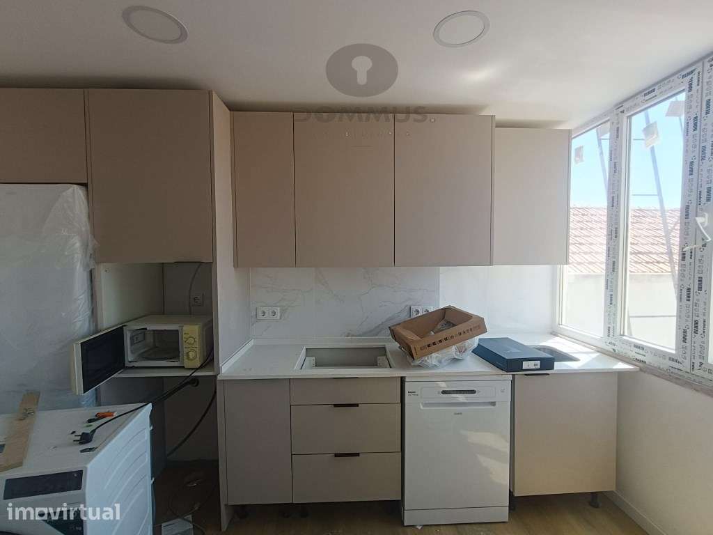 Apartamento T2 na Falagueira totalmente Remodelado - Grande imagem: 3/16