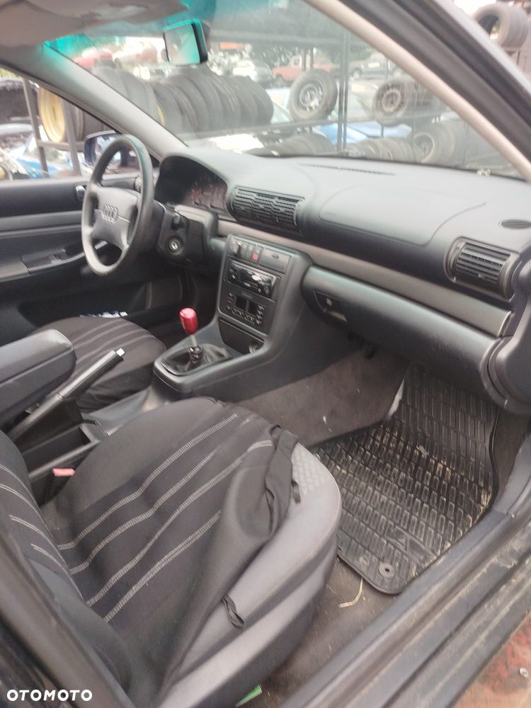 Audi A4 B5 na części. - 4
