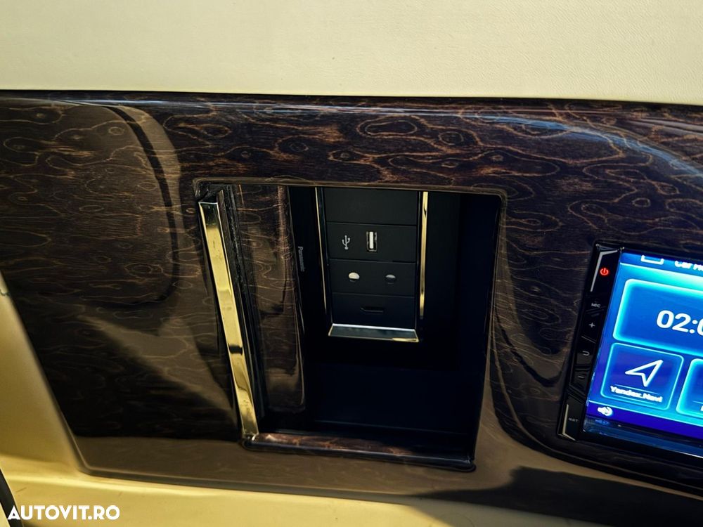 Mercedes-Benz V 300 d Extralung Avantgarde - 23