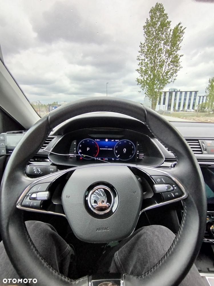 Skoda Superb 2.0 TDI SCR L&K DSG - 20