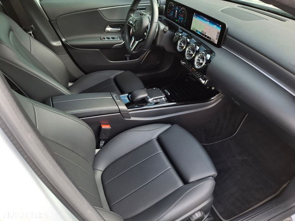 Mercedes-Benz A 250 - 11