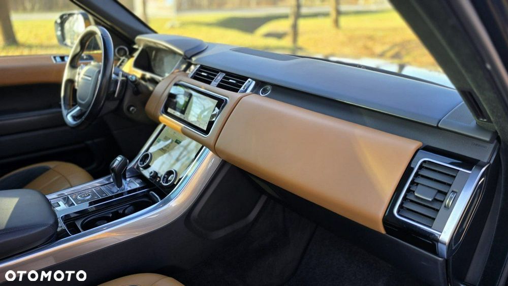 Land Rover Range Rover Sport - 24