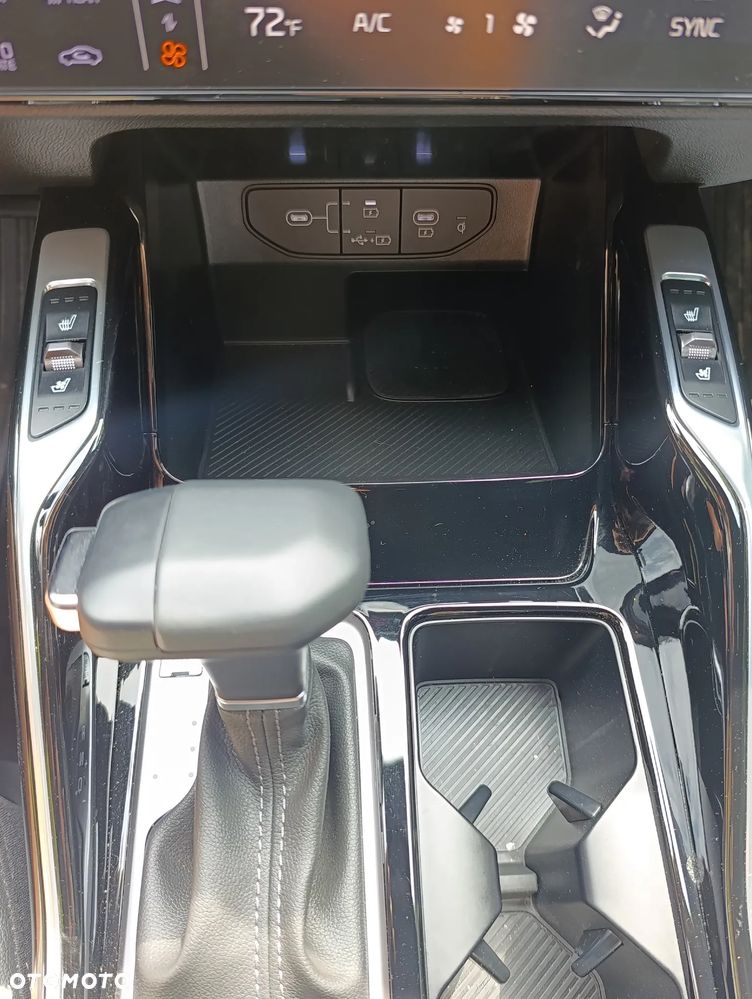 Kia Sorento - 33