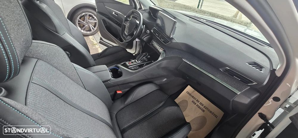 Peugeot 3008 Plug-In Hybrid 225 e-EAT8 Allure Pack - 30