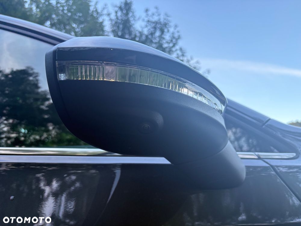 Volkswagen Golf 1.5 eTSI mHEV Style DSG - 11