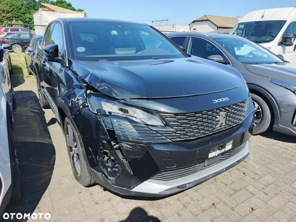 Peugeot 3008 1.5 BlueHDi Active S&S EAT8 - 3