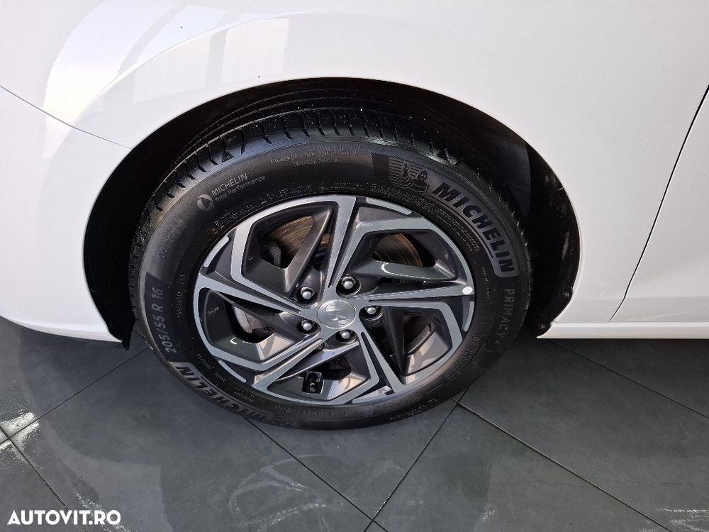 Hyundai i30 1.5 110CP 5DR M/T Highway - 4