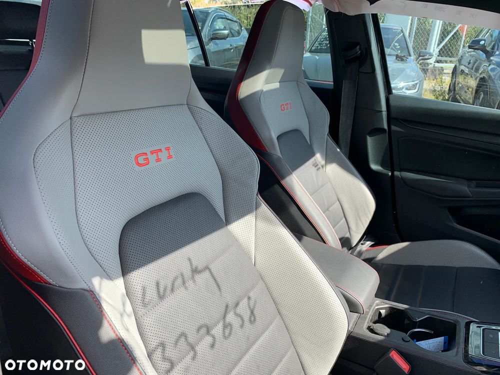 Volkswagen Golf 2.0 TSI OPF GTI - 17
