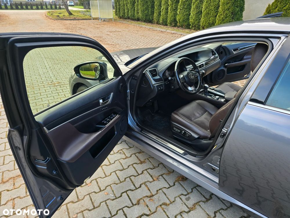 Lexus GS 300h Luxury Line - 8