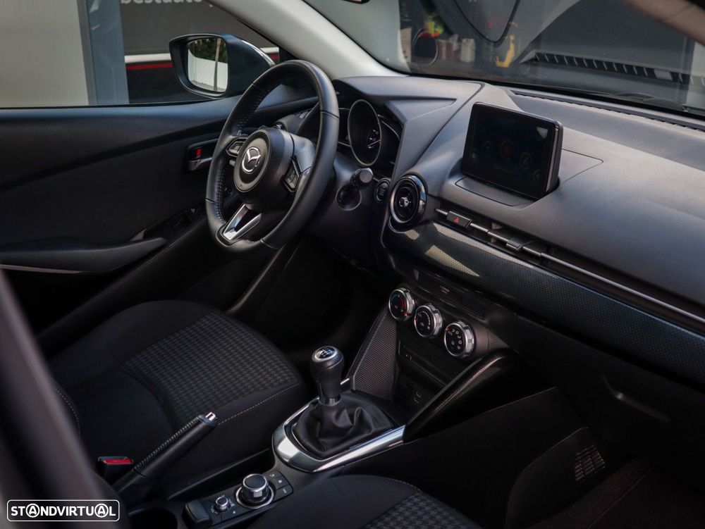 Mazda 2 1.5 Sky.Excellence - 26