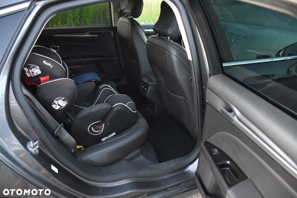 Ford Mondeo 2.0 TDCi Bi-Turbo Titanium PowerShift - 25