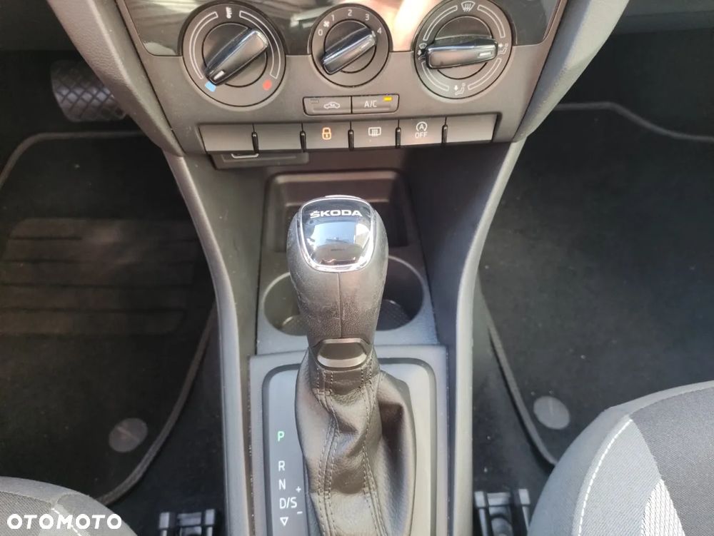 Skoda RAPID 1.0 TSI Ambition DSG - 15