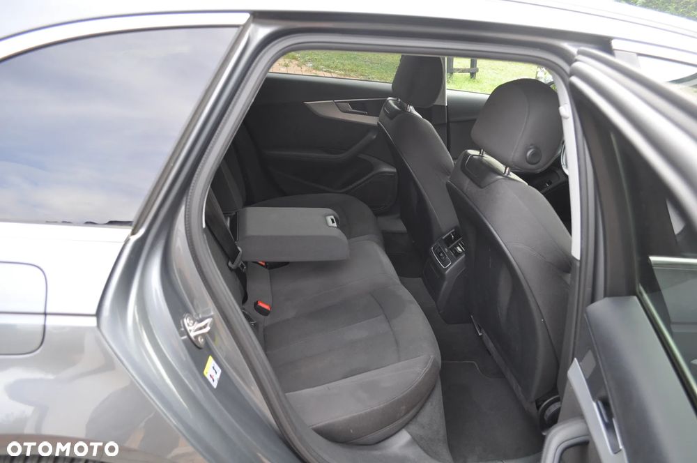 Audi A4 2.0 TDI S tronic - 15